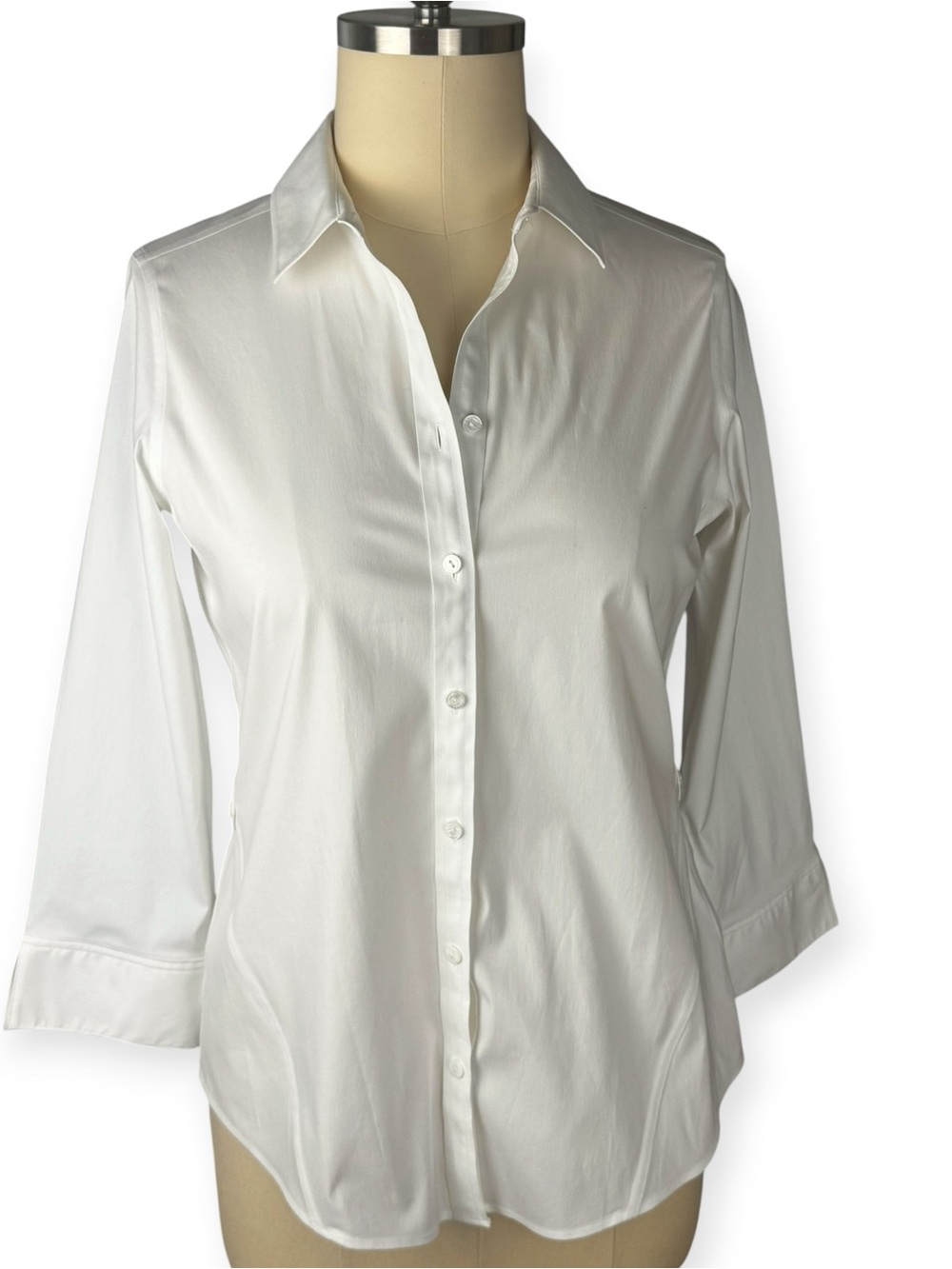 Foxcroft NYC White Non Iron Stretch Shaped Button Down Shirt Size 8